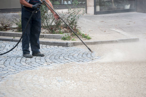Best Warehouse Cleaning  in Iuka, MS